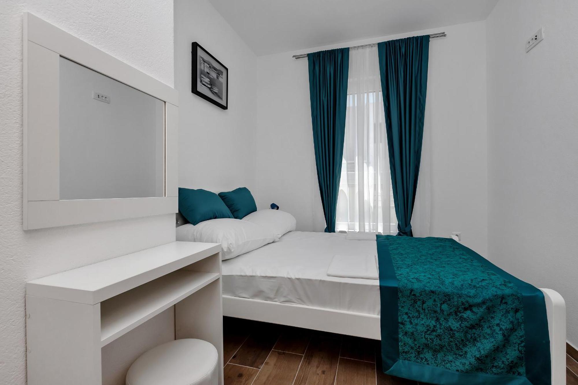 Apartments Villa Medo มาคาร์สกา ห้อง รูปภาพ